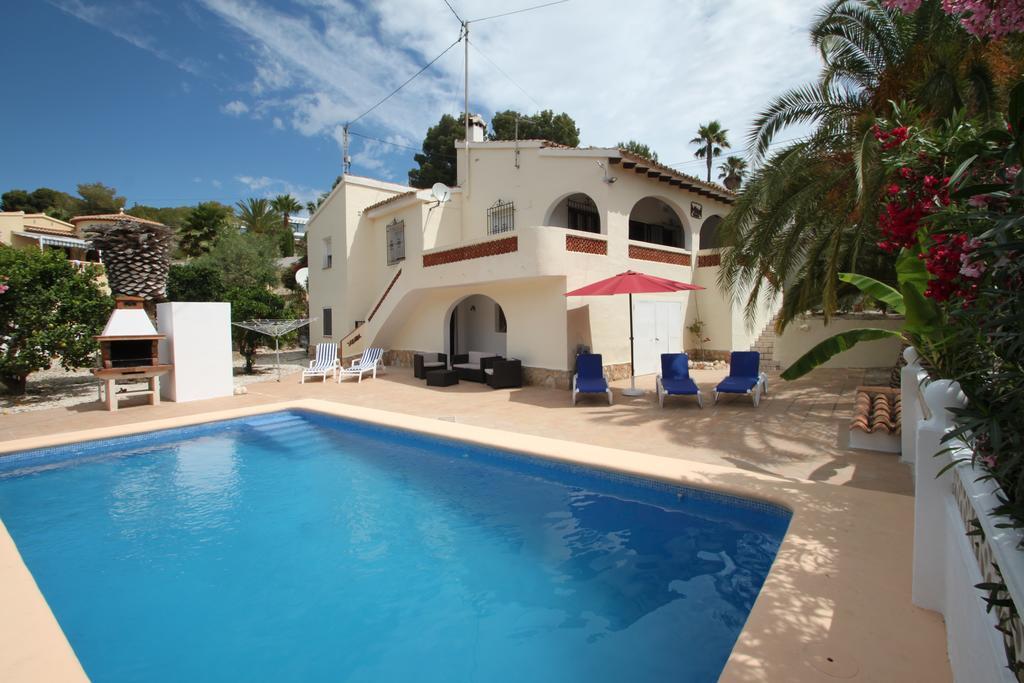 Miquel - Pretty Holiday Property With Garden And Private Pool In Moraira Esterno foto